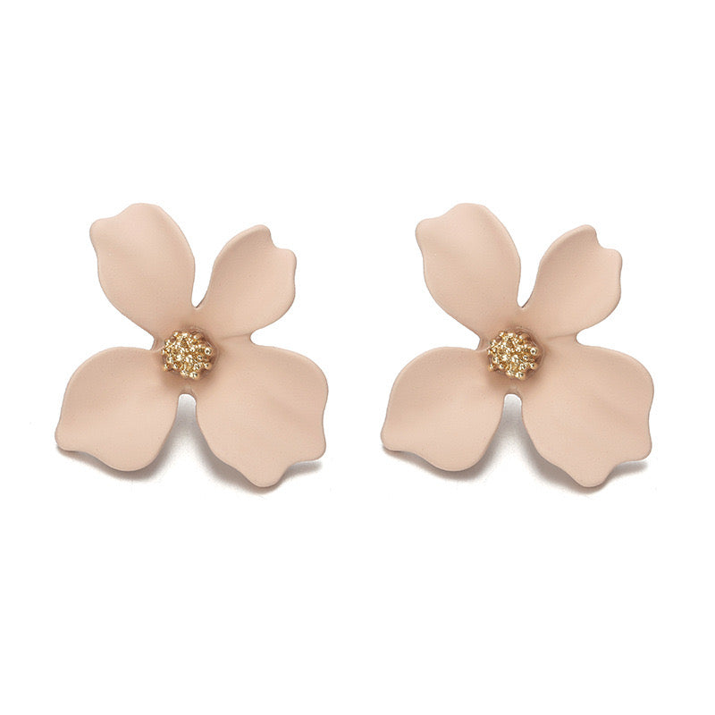 Nude Flower Earring
